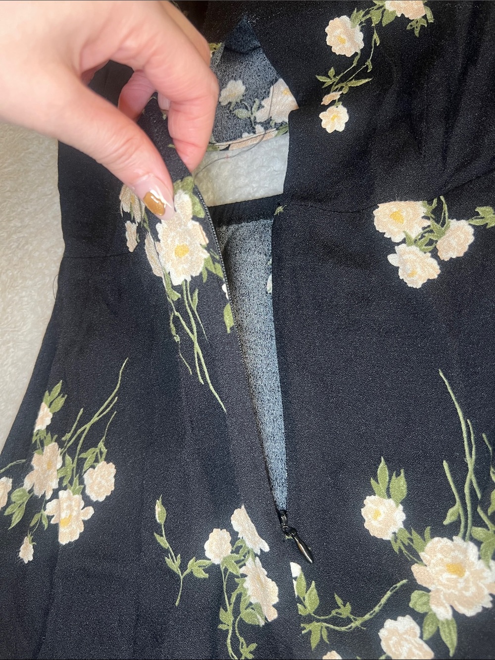 Reformation Black Floral Wrap Mini Dress Romantic Coquette Cottagecore Size 4 - Picture 11 of 11